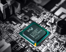 Estados Unidos intensifica la batalla tecnológica al restringir el acceso de China a chips de inteligencia artificial